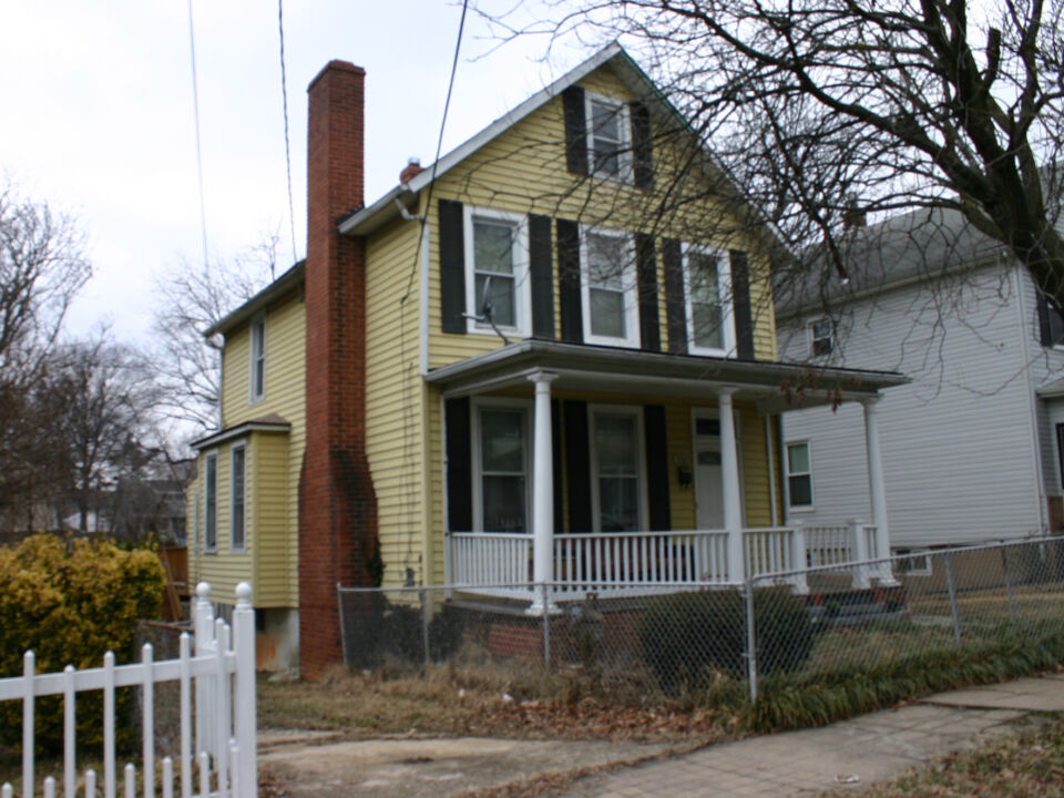 36th Street 3720 S and E elevations looking NW